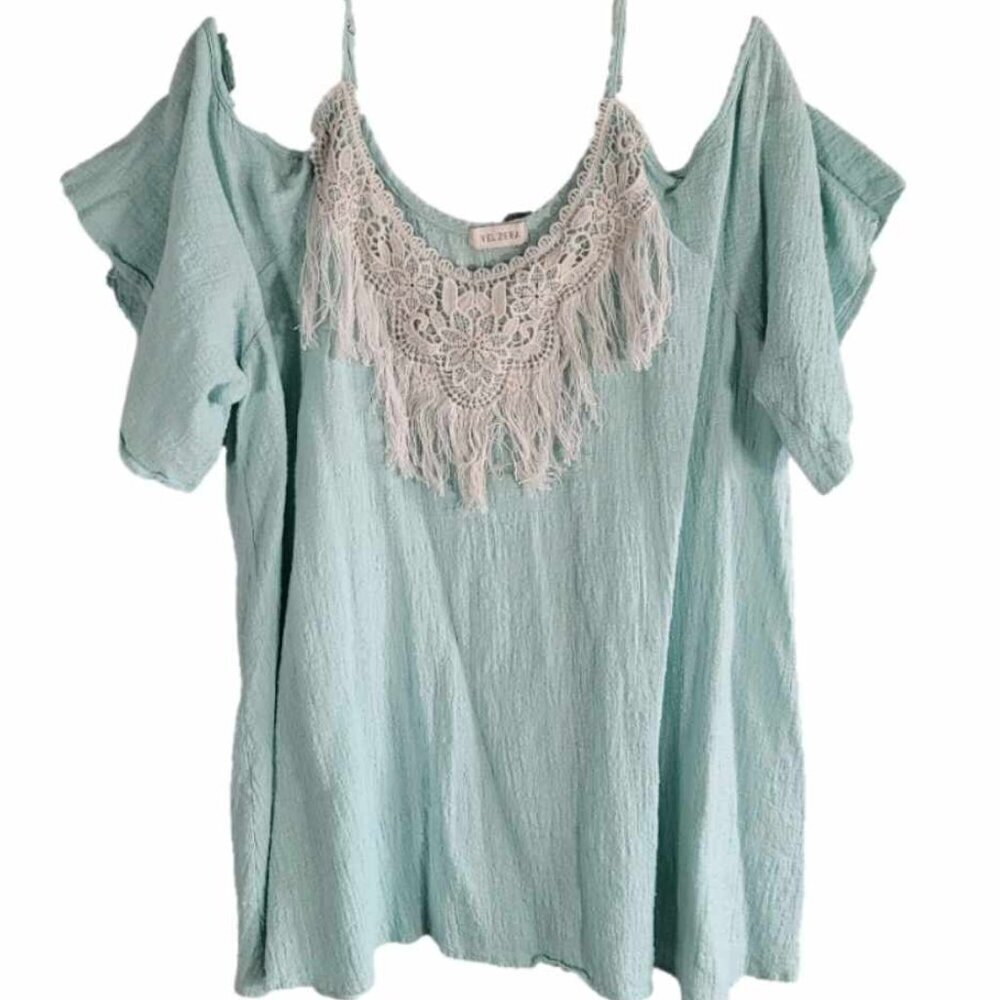 Velzara Light green crepe cold shoulder blouse EUC